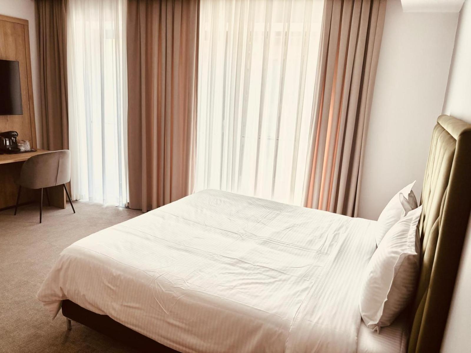 Cm111Apparthotel ブカレスト エクステリア 写真