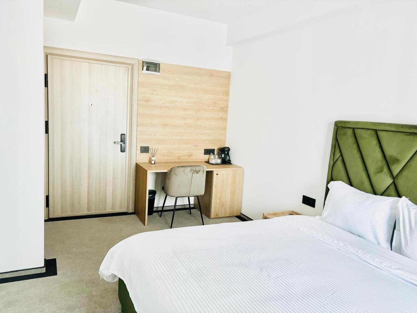 Cm111Apparthotel ブカレスト エクステリア 写真