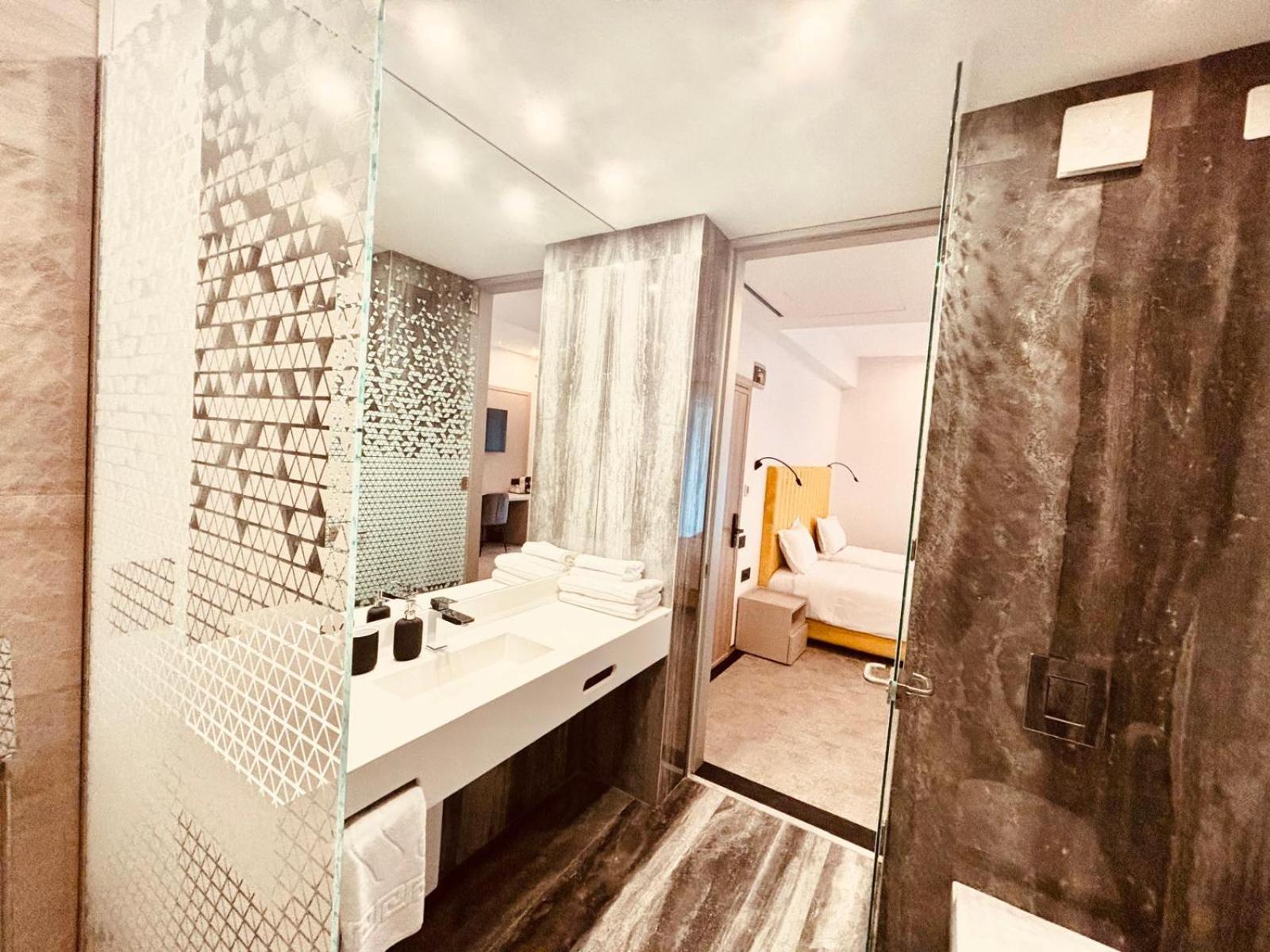 Cm111Apparthotel ブカレスト エクステリア 写真