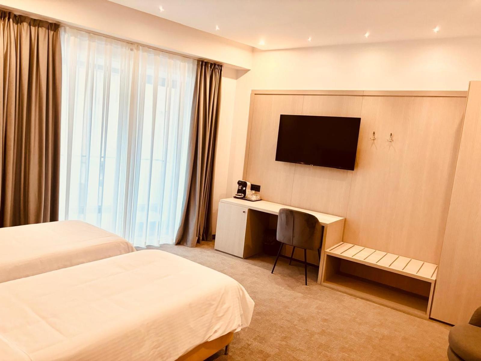 Cm111Apparthotel ブカレスト エクステリア 写真