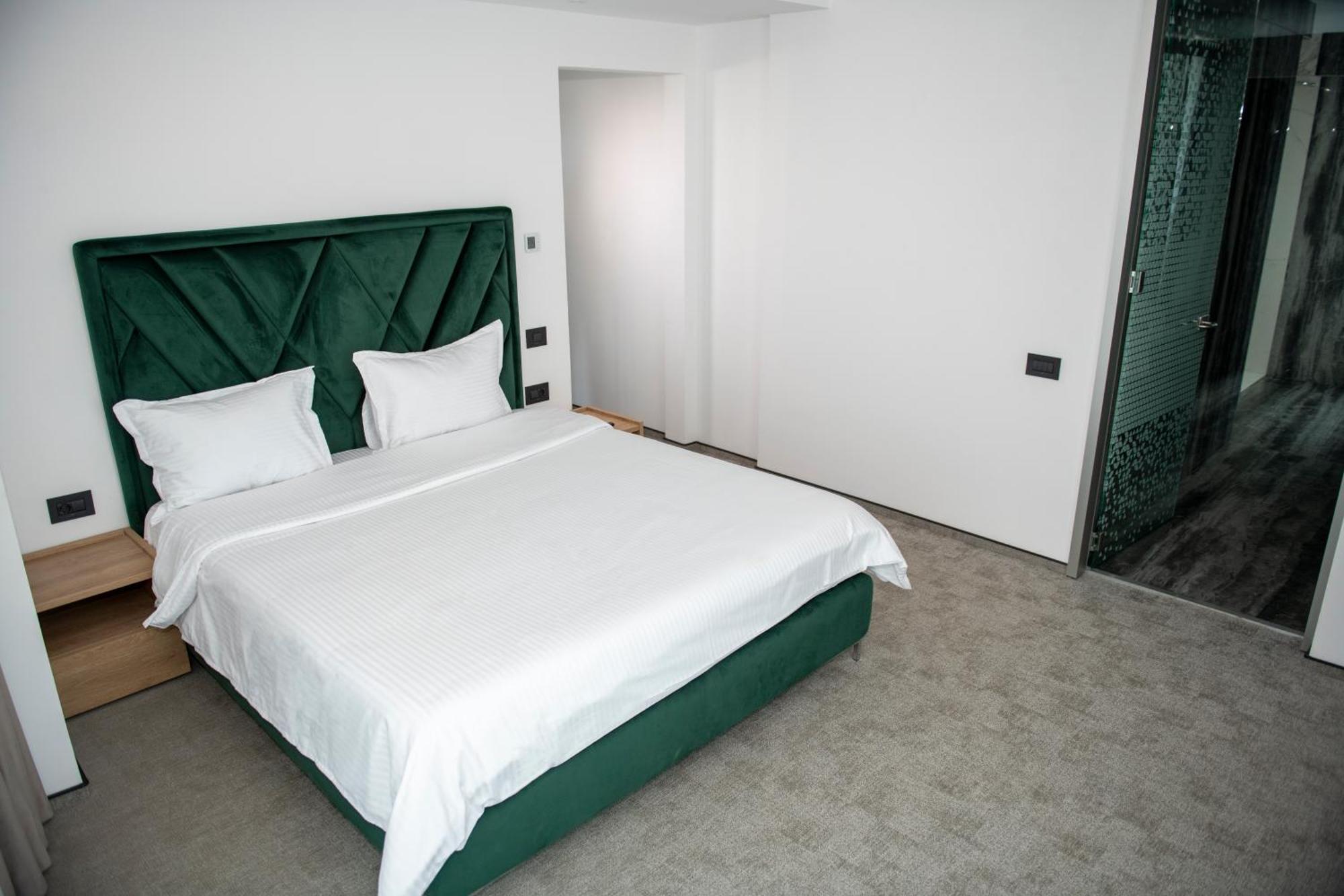 Cm111Apparthotel ブカレスト エクステリア 写真