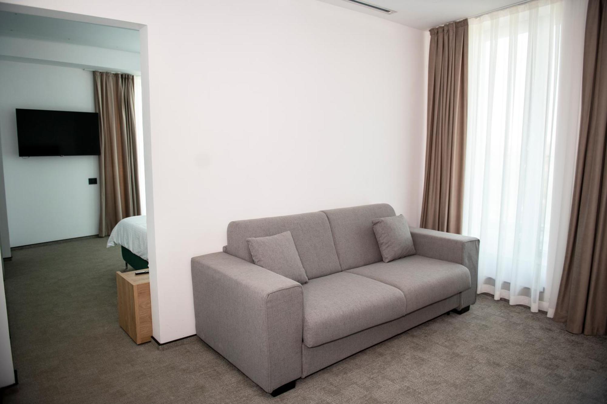 Cm111Apparthotel ブカレスト エクステリア 写真
